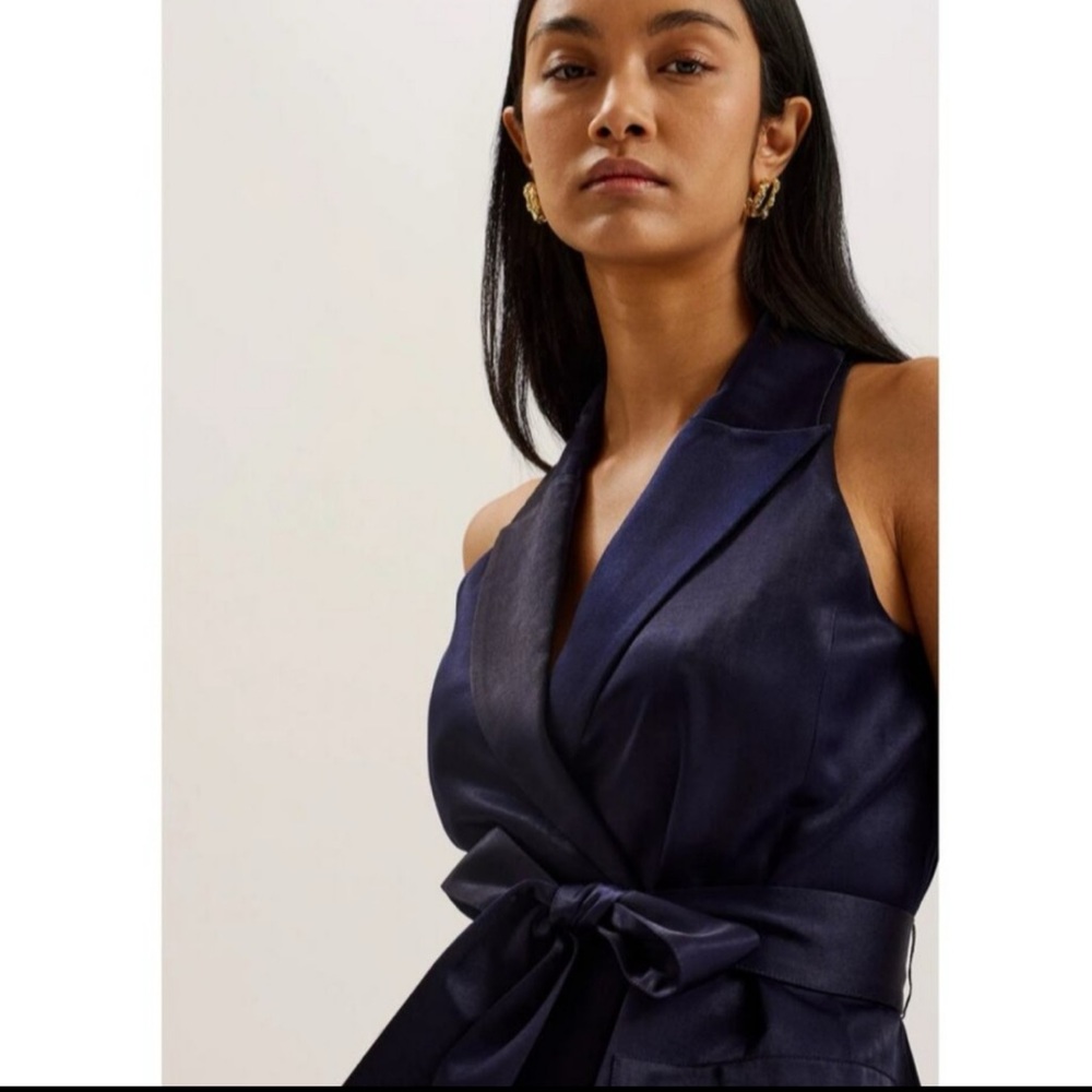 Ted Baker Navy Satin blazer size 2 to 4 - Picture 3 of 17